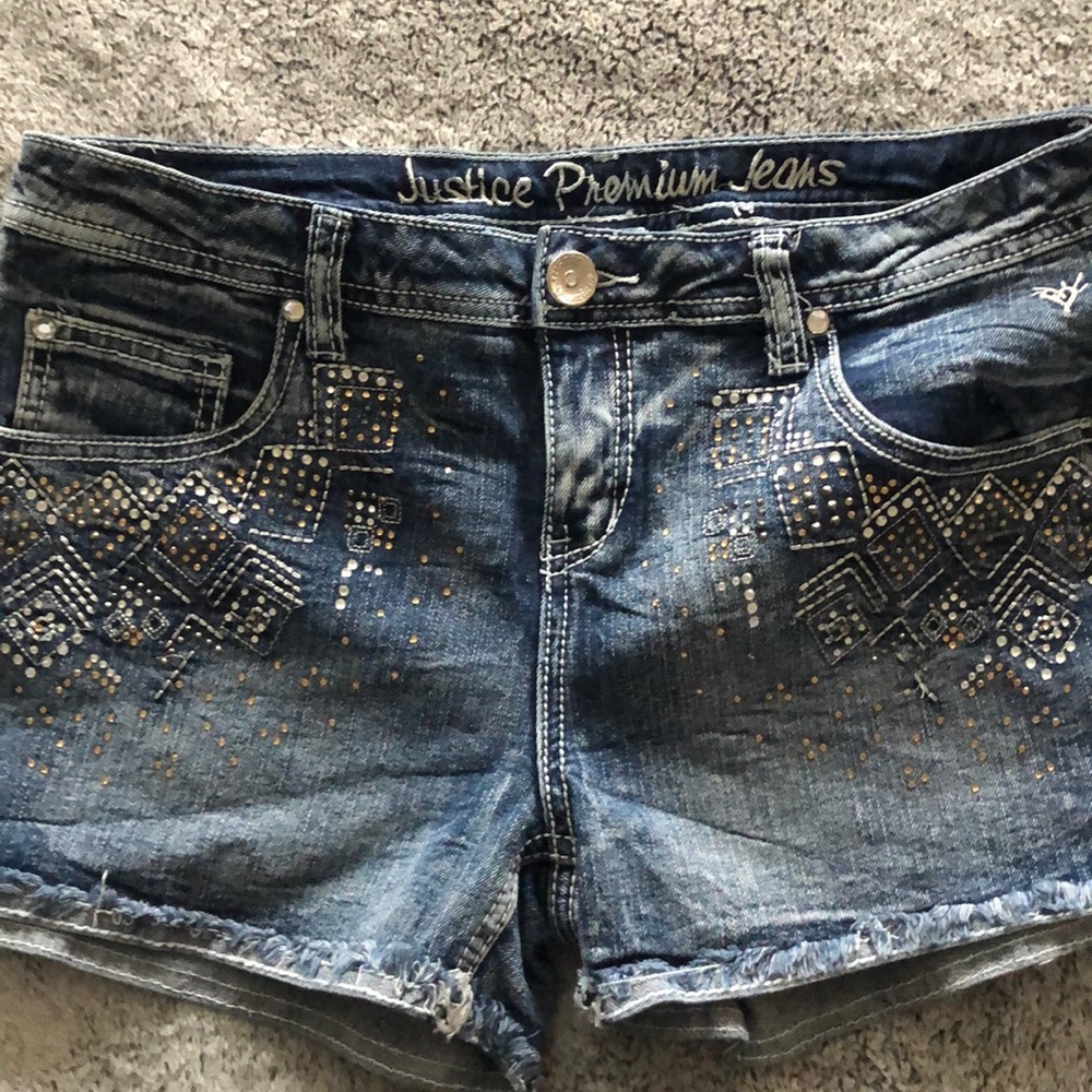 Short shorts